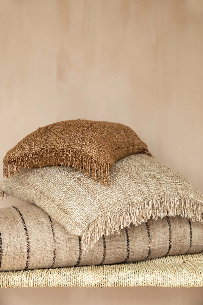 Koristetyynynpäällinen Oh My Gee beige/musta 35x100 Bazar Bizar