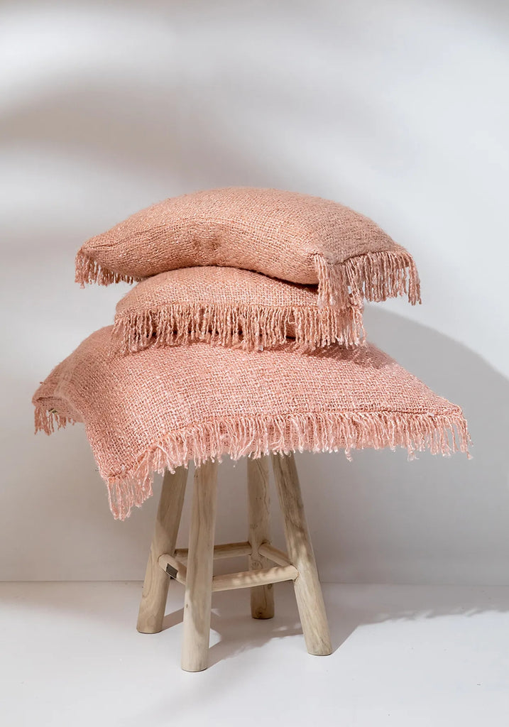 Koristetyynynpäällinen Oh My Gee, lohenpunainen 40x40 Bazar Bizar