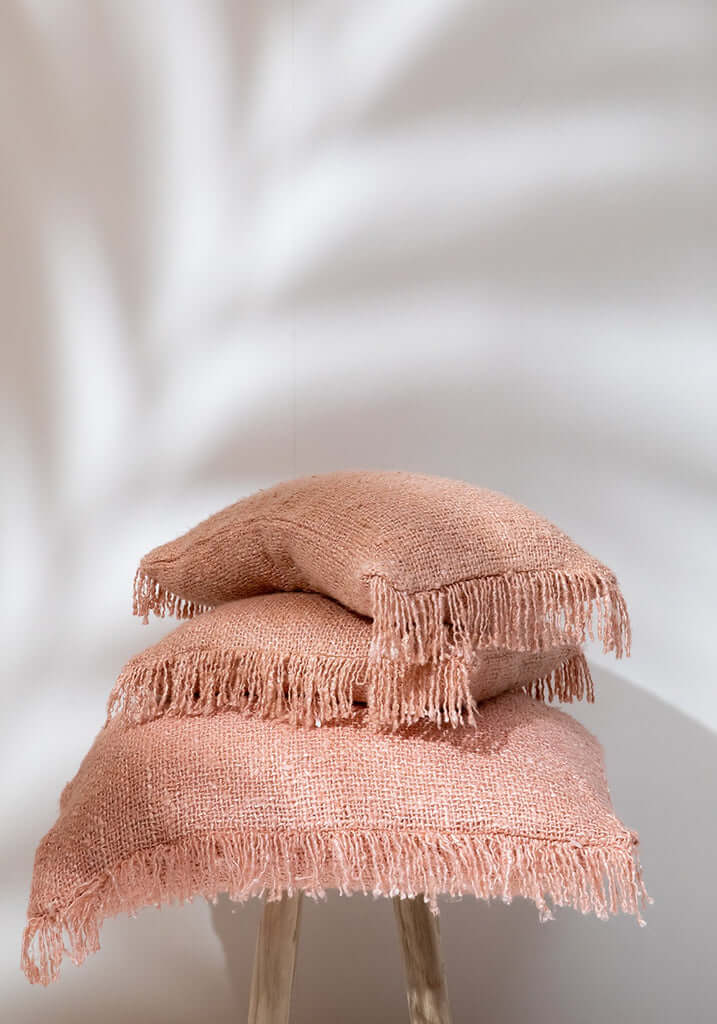 Koristetyynynpäällinen Oh My Gee, lohenpunainen 60x60 Bazar Bizar
