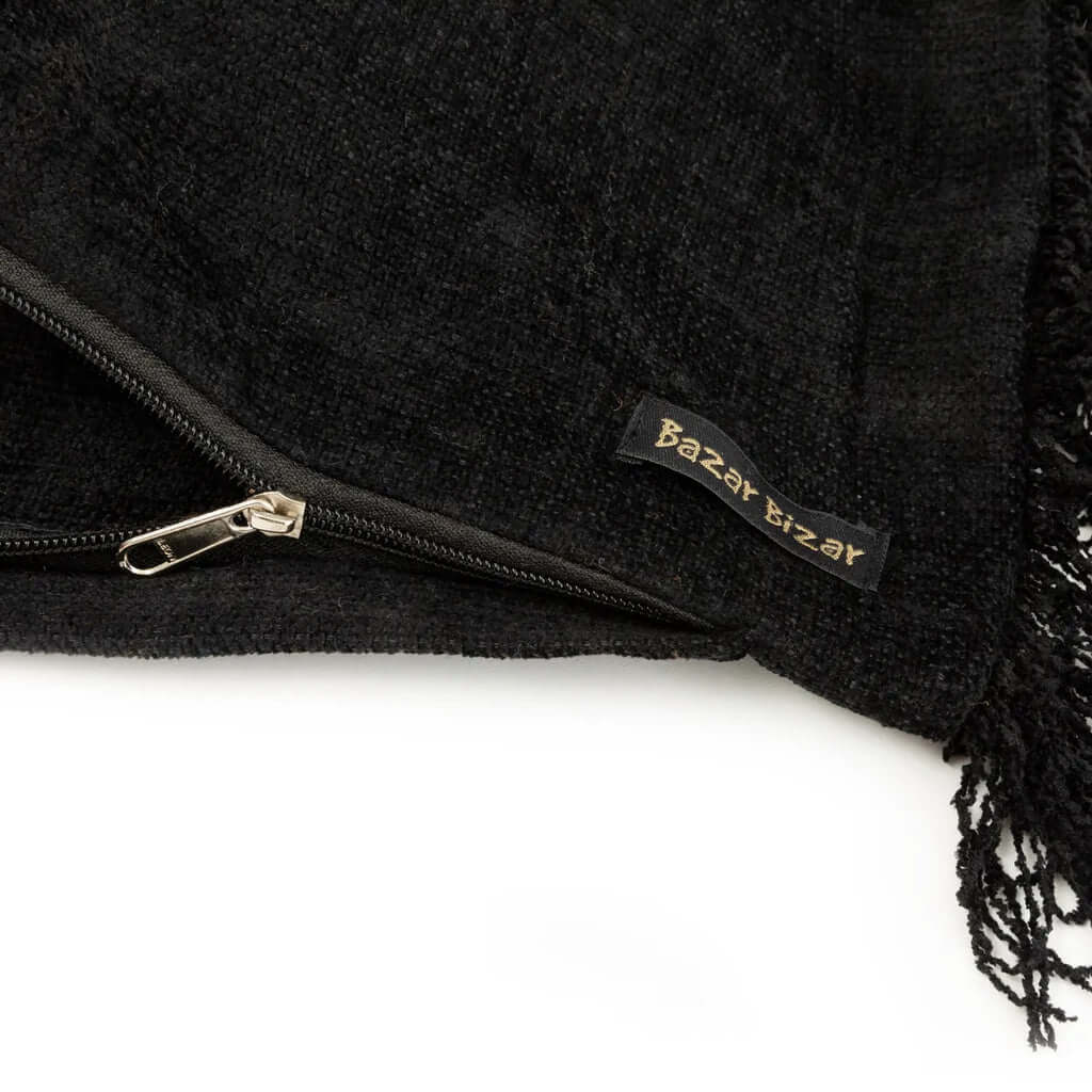 Koristetyynynpäällinen Oh My Gee, musta/sametti 35x100 Bazar Bizar