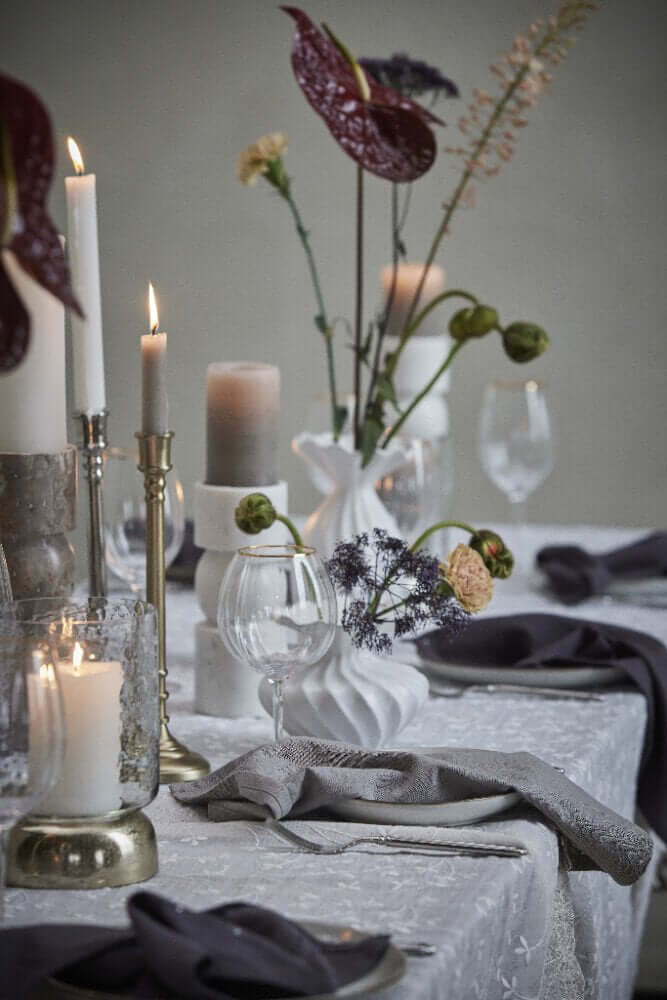 Pöytäliina Eloise, luonnonvalkoinen 320x160 Lene Bjerre Desing