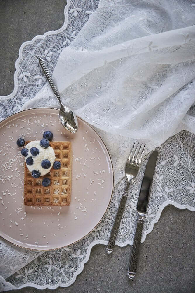 Pöytäliina Eloise, luonnonvalkoinen 320x160 Lene Bjerre Desing