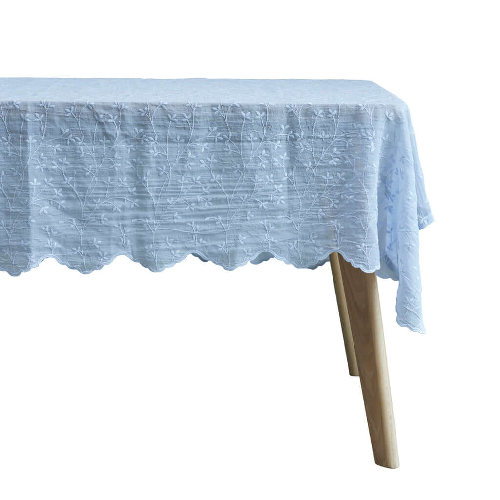 Pöytäliina Eloise, vaaleansininen 220x160 Lene Bjerre Desing