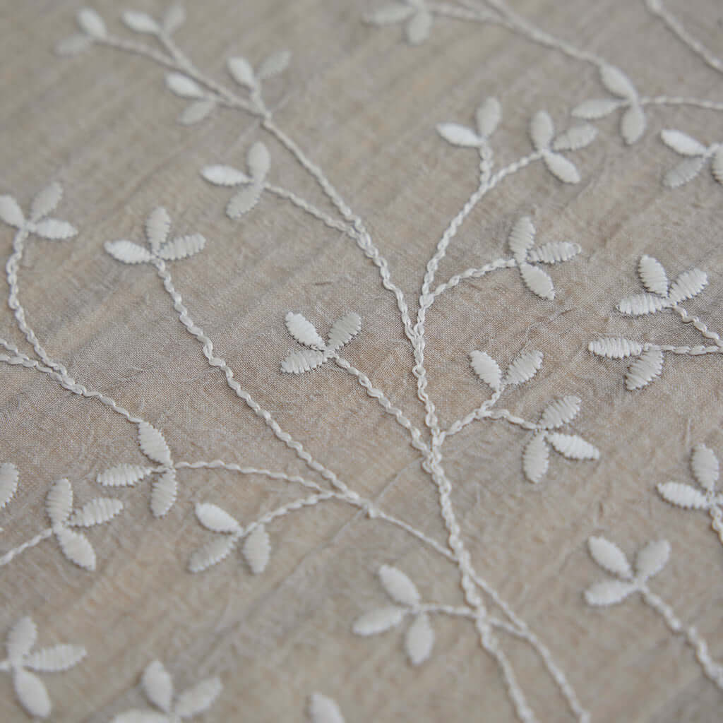 Pöytäliina Eloise, tumma pellava 280x160 Lene Bjerre Desing