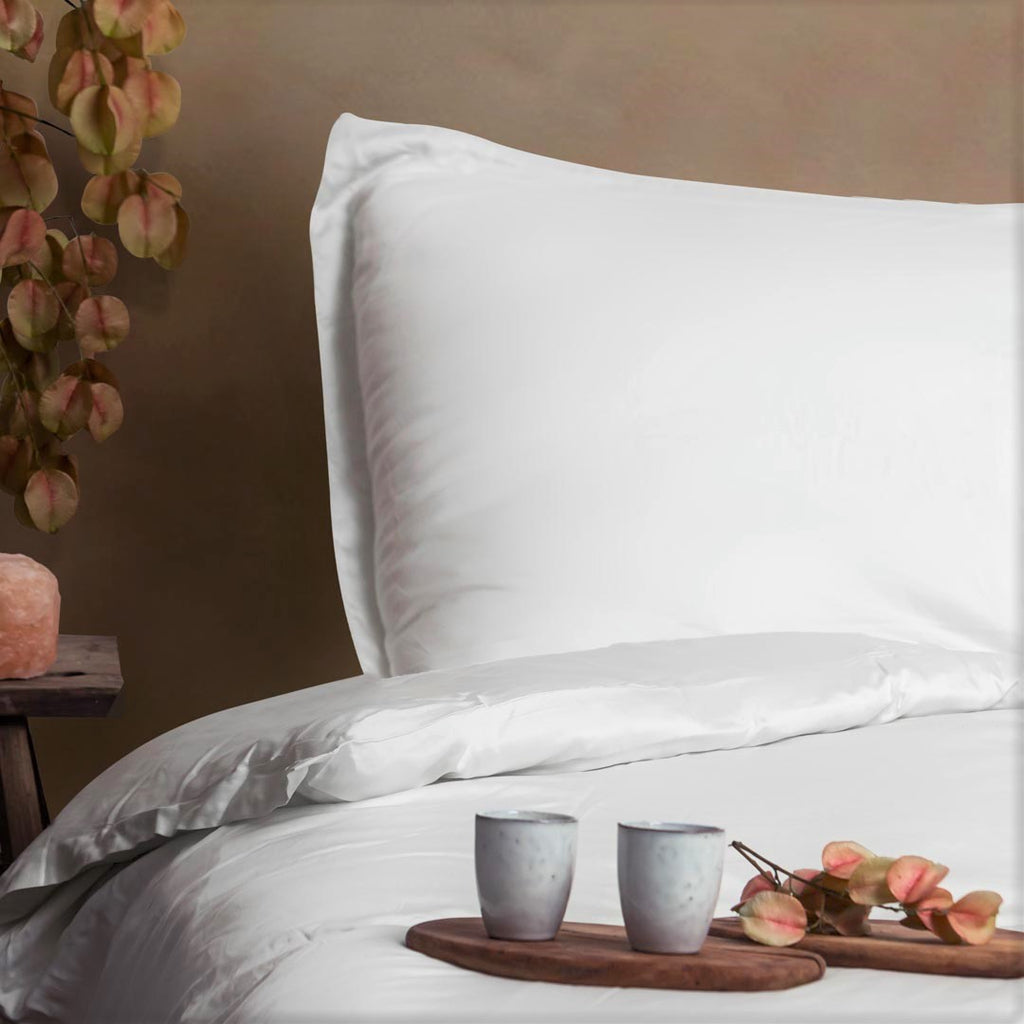 Pussilakanasetti Tencel, valkoinen parisänkyyn (200 x 220) + 2 tyynyliinaa (60 x 70) Coco & Cici