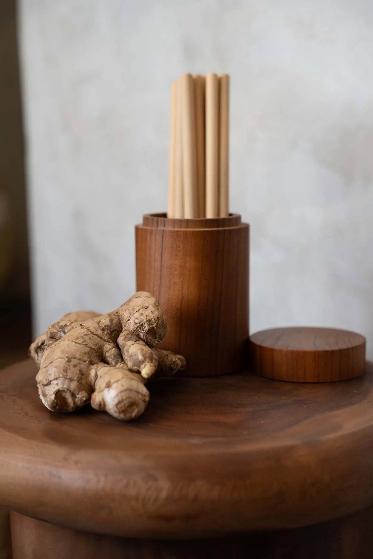 Purkki Teak, M Bazar Bizar