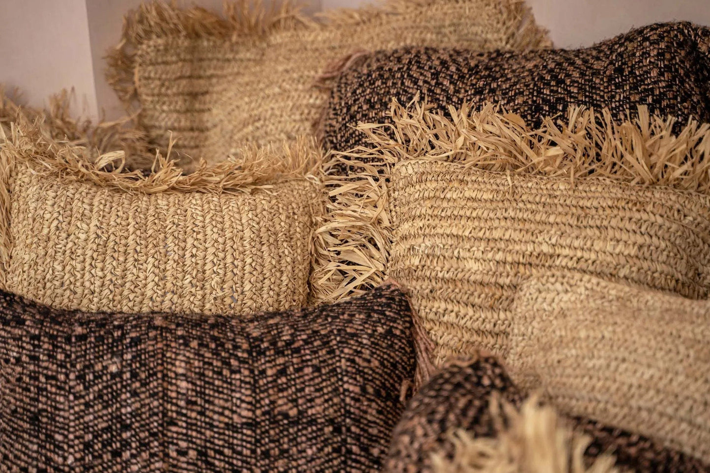 Koristetyynynpäällinen Oh My Gee, musta/kupari 30x50 Bazar Bizar