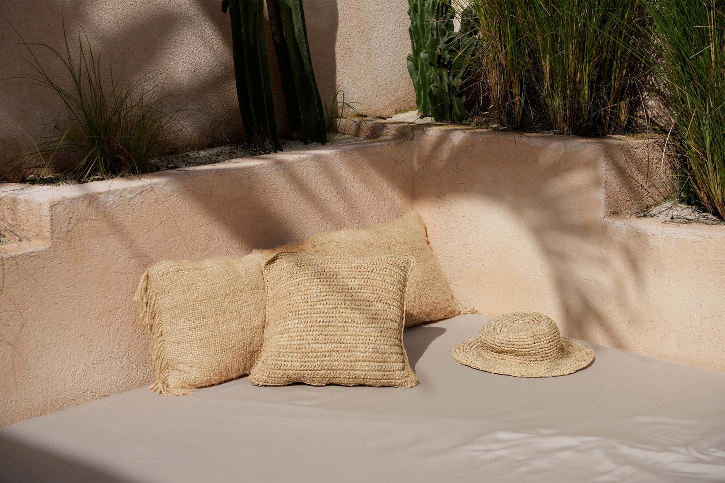Koristetyynynpäällinen Oh My Gee, beige 35x100 Bazar Bizar