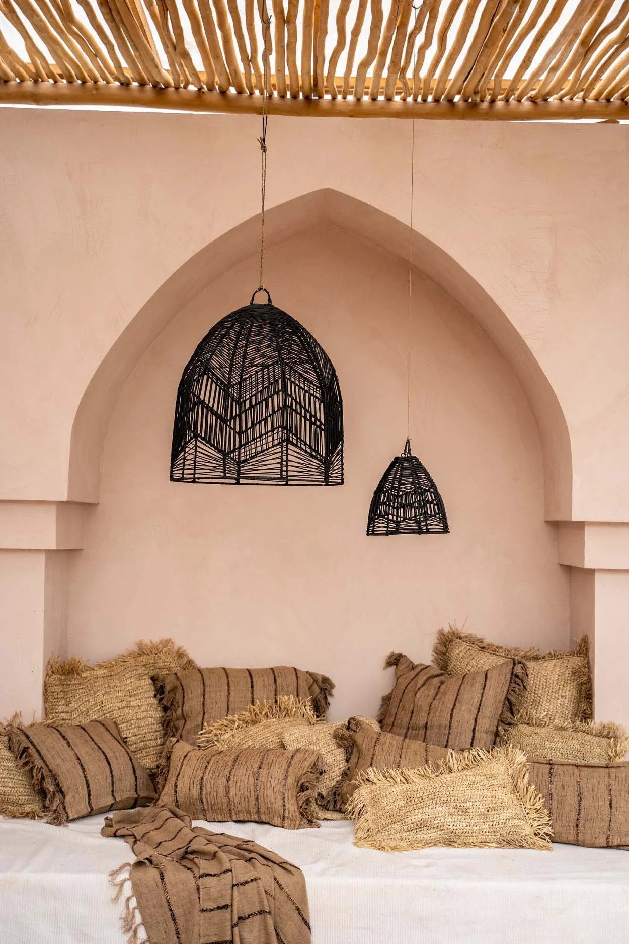 Koristetyynynpäällinen Oh My Gee, beige/musta 40x40 Bazar Bizar