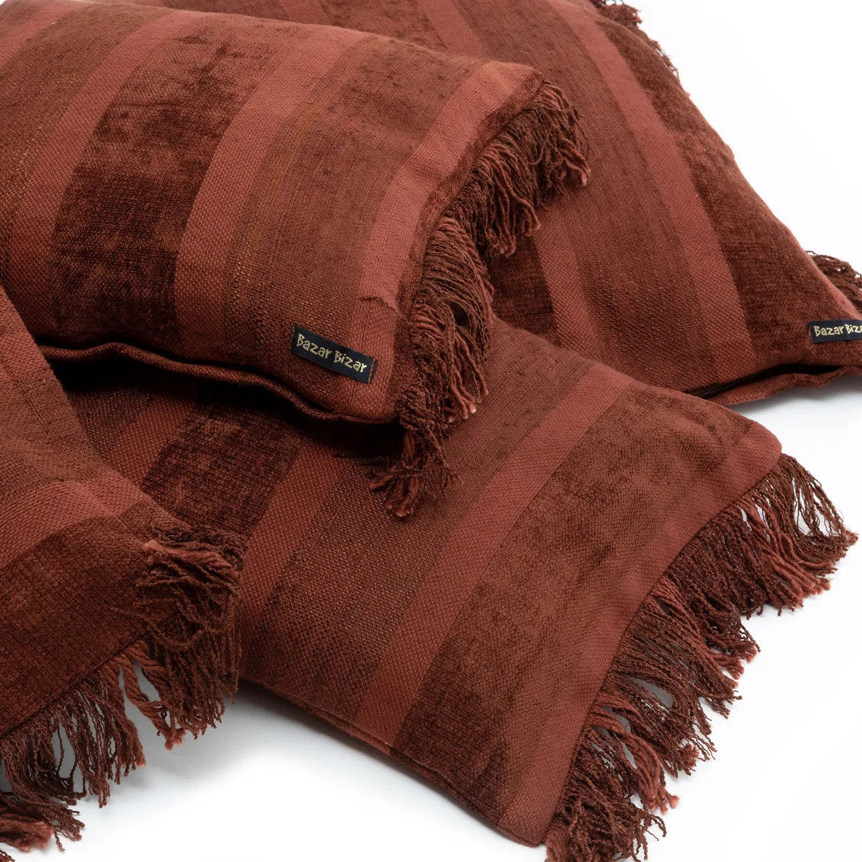 Koristetyynynpäällinen Oh My Gee, bordeaux/sametti  30x50 Bazar Bizar