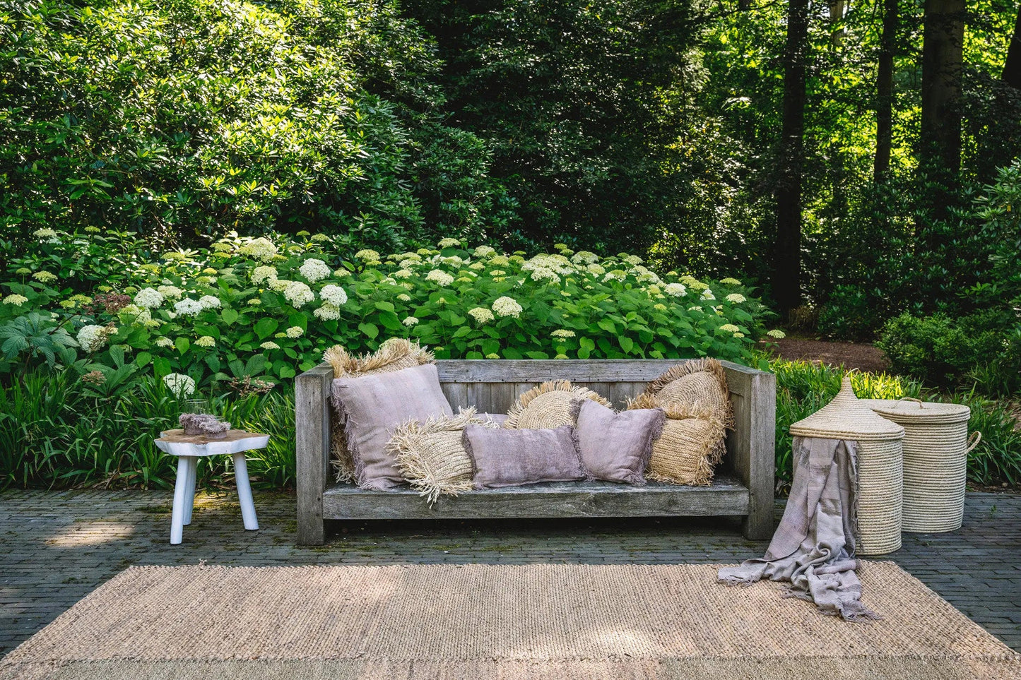 Koristetyynynpäällinen Oh My Gee, harmaa/sametti 40x40 Bazar Bizar