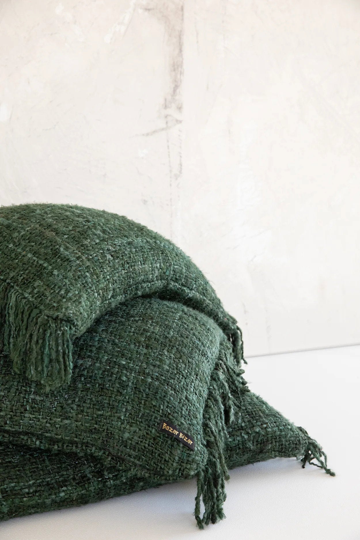 Koristetyynynpäällinen Oh My Gee, tummanvihreä 60x60 Bazar Bizar