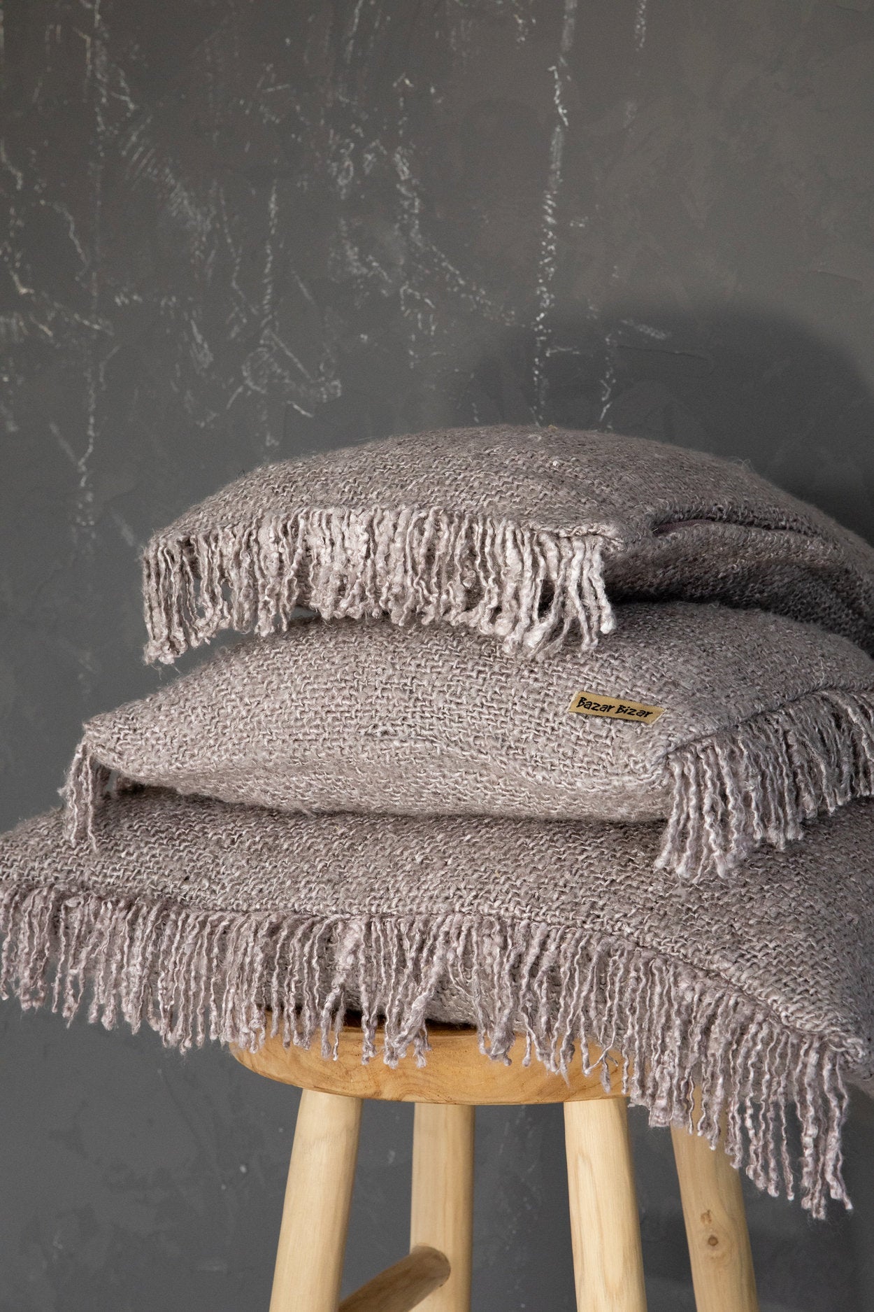 Koristetyynynpäällinen Oh My Gee, helmenharmaa 30x50 Bazar Bizar