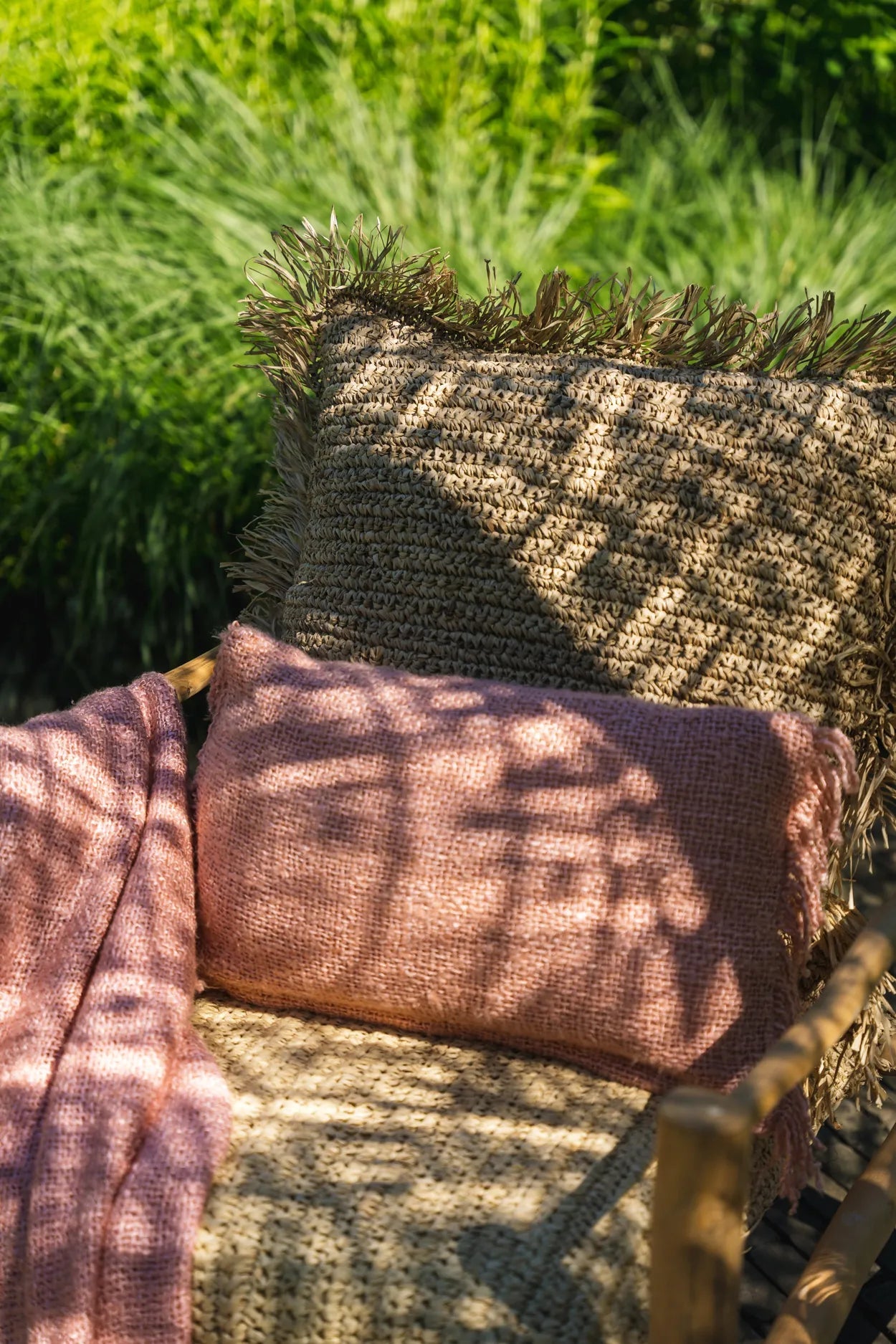 Koristetyynynpäällinen Oh My Gee, lohenpunainen 30x50 Bazar Bizar