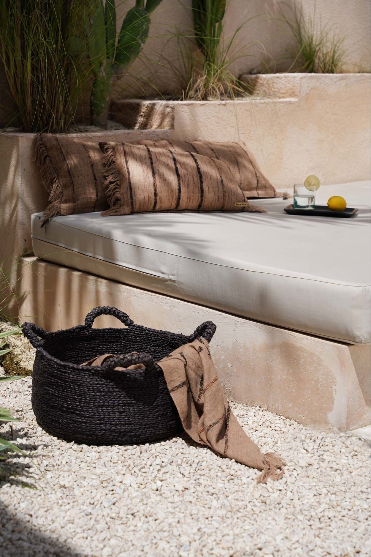 Viltti, beige musta 130x170 Bazar Bizar