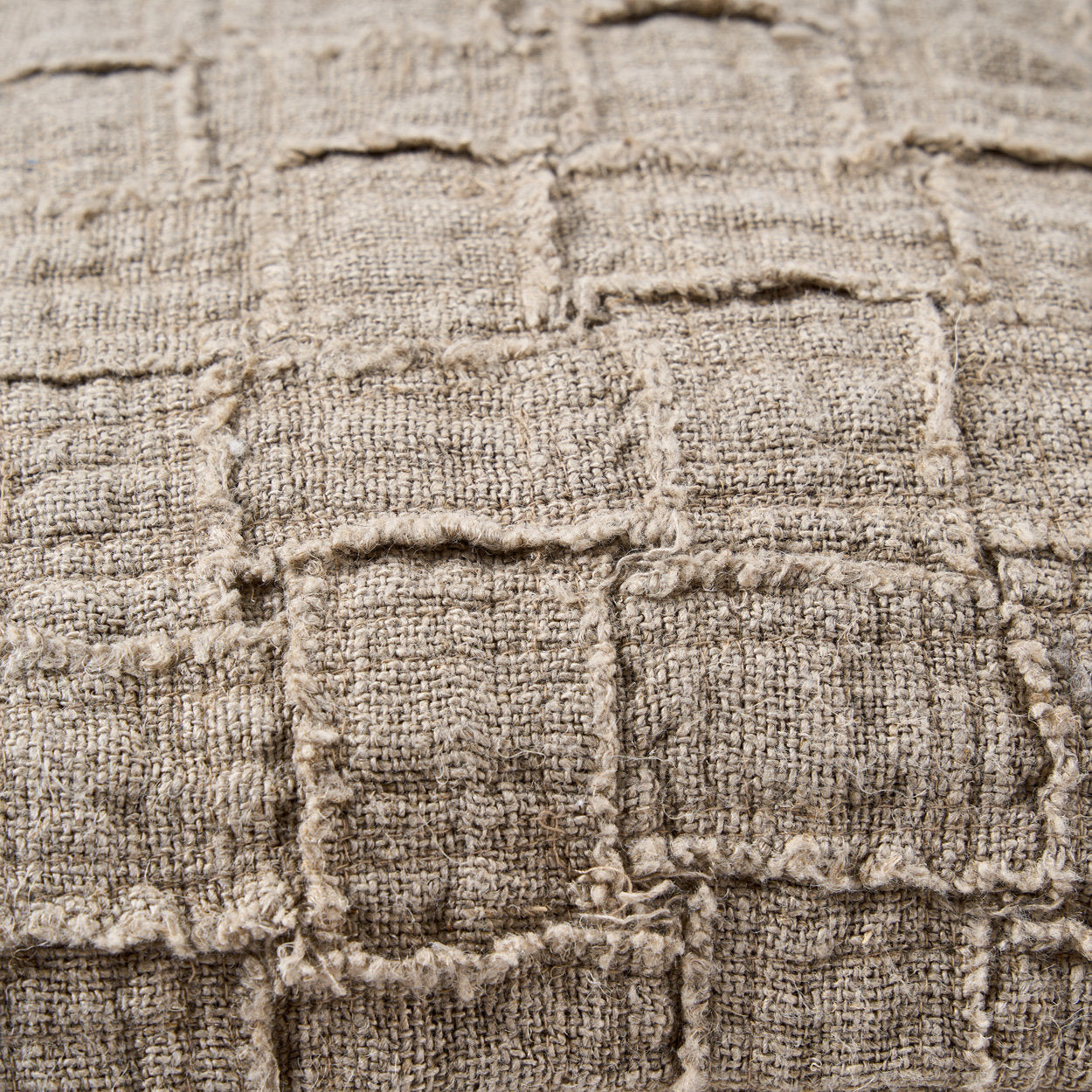 Koristetyynynpäällinen, The Linen Damier 50×50, Bazar Bizar