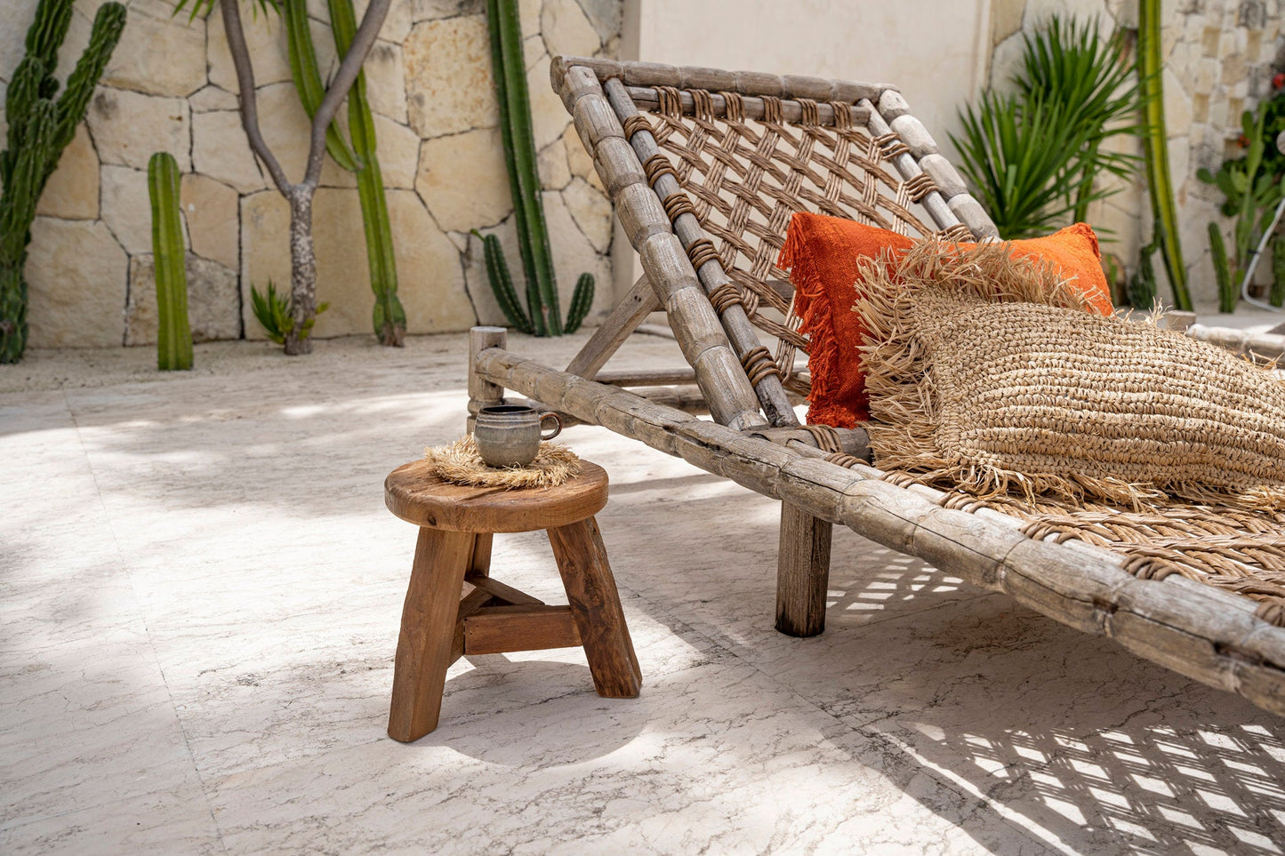 Tuoli Yatai, S Bazar Bizar